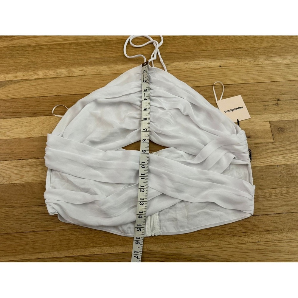 Superdown Harlie Halter Top in White - Picture 6 of 8